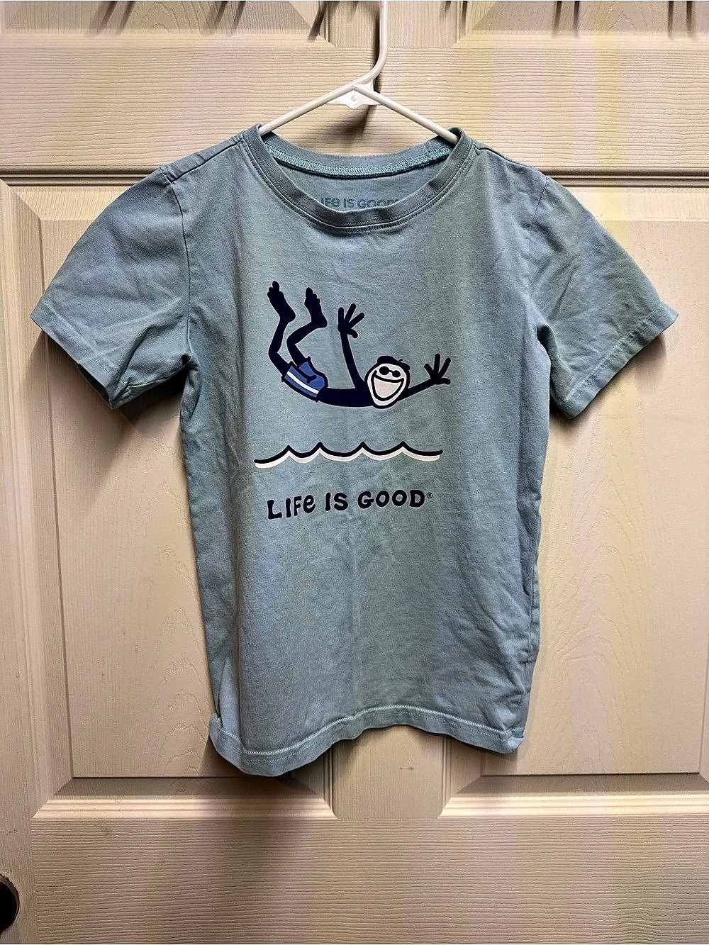 Life Is Good Short Sleeve Graphic Tee Size Large in Blue